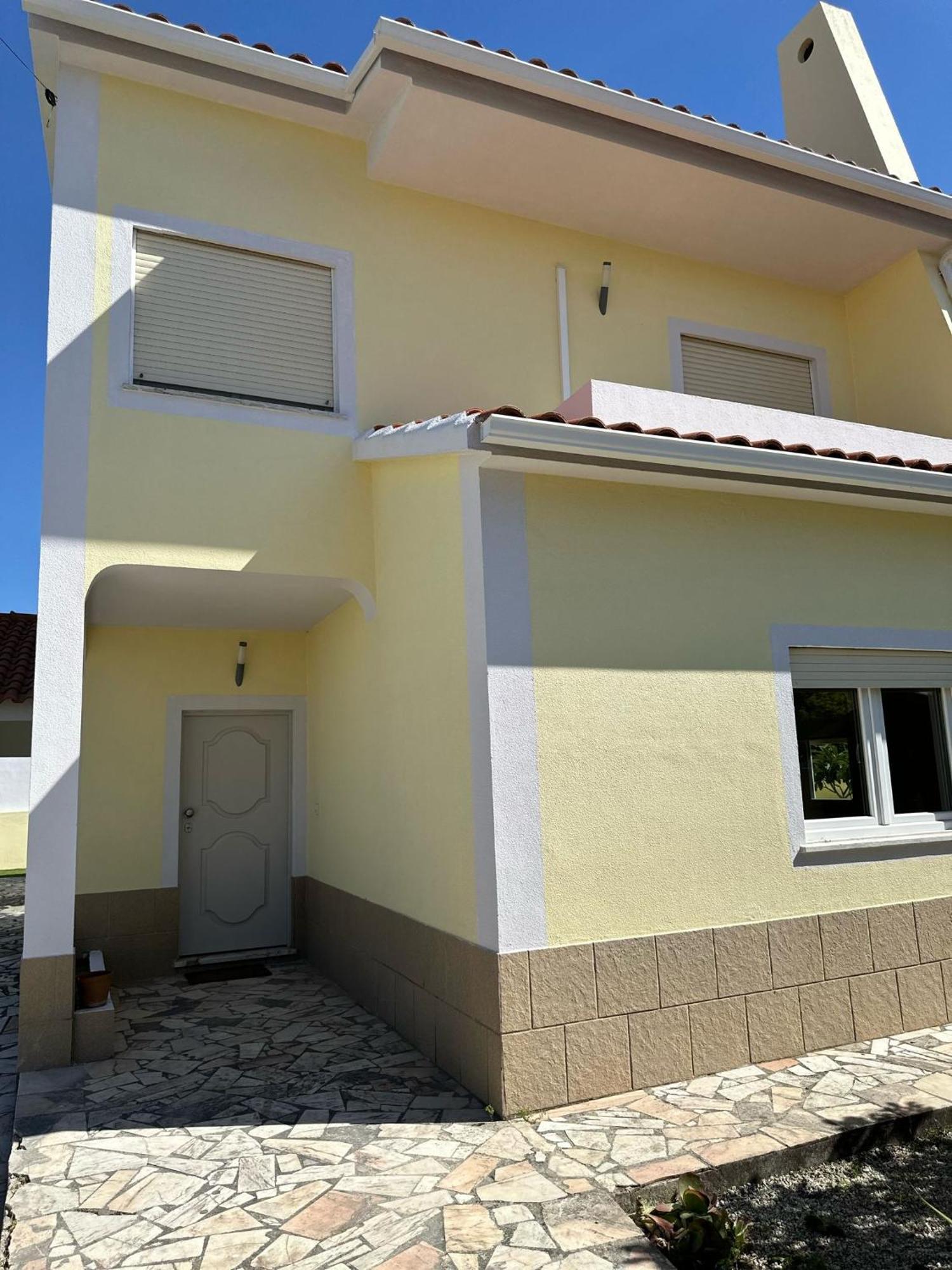 Extraordinary House At Fernao Ferro! * Fernao Ferro