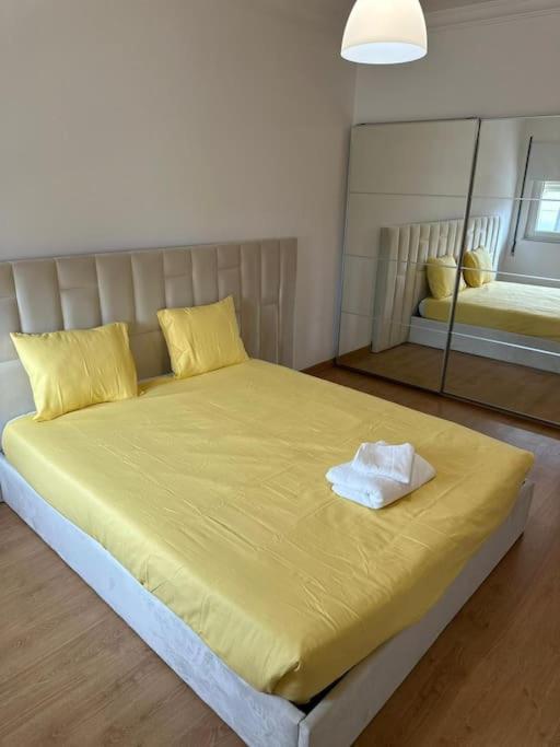 Holiday home Extraordinary House At Fernao Ferro! Fernao Ferro
